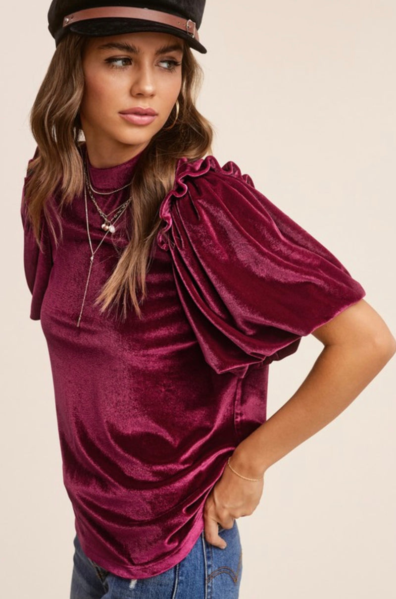 RUBY BELL SLEEVE VELVETY TOP